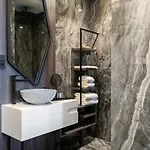 Theatre Hotel 4*