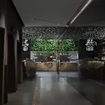 فندق Theatre 4*