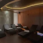 Theatre فندق