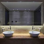 Theatre فندق