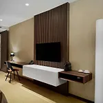 فندق Theatre 4*
