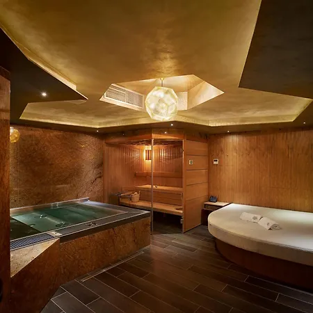 Theatre Hotel Olmütz