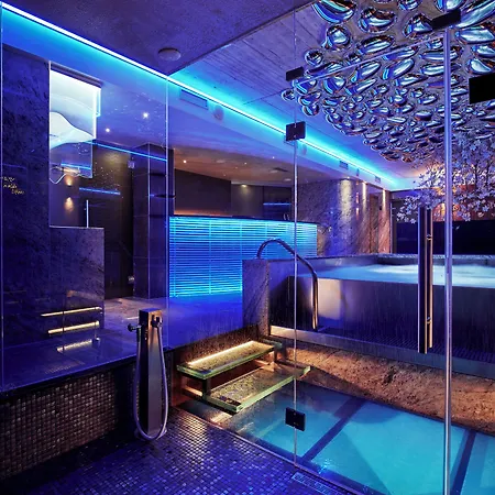 Theatre 4*