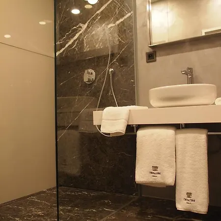 Theatre Hotel 4*