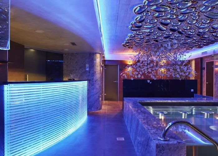 Hotel Theatre