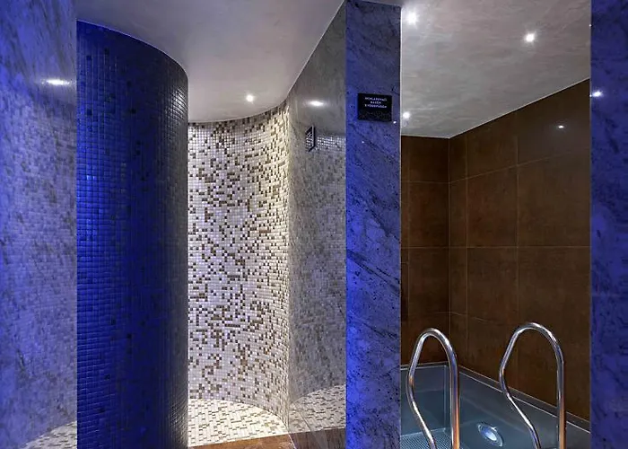 Otel Theatre 4*
